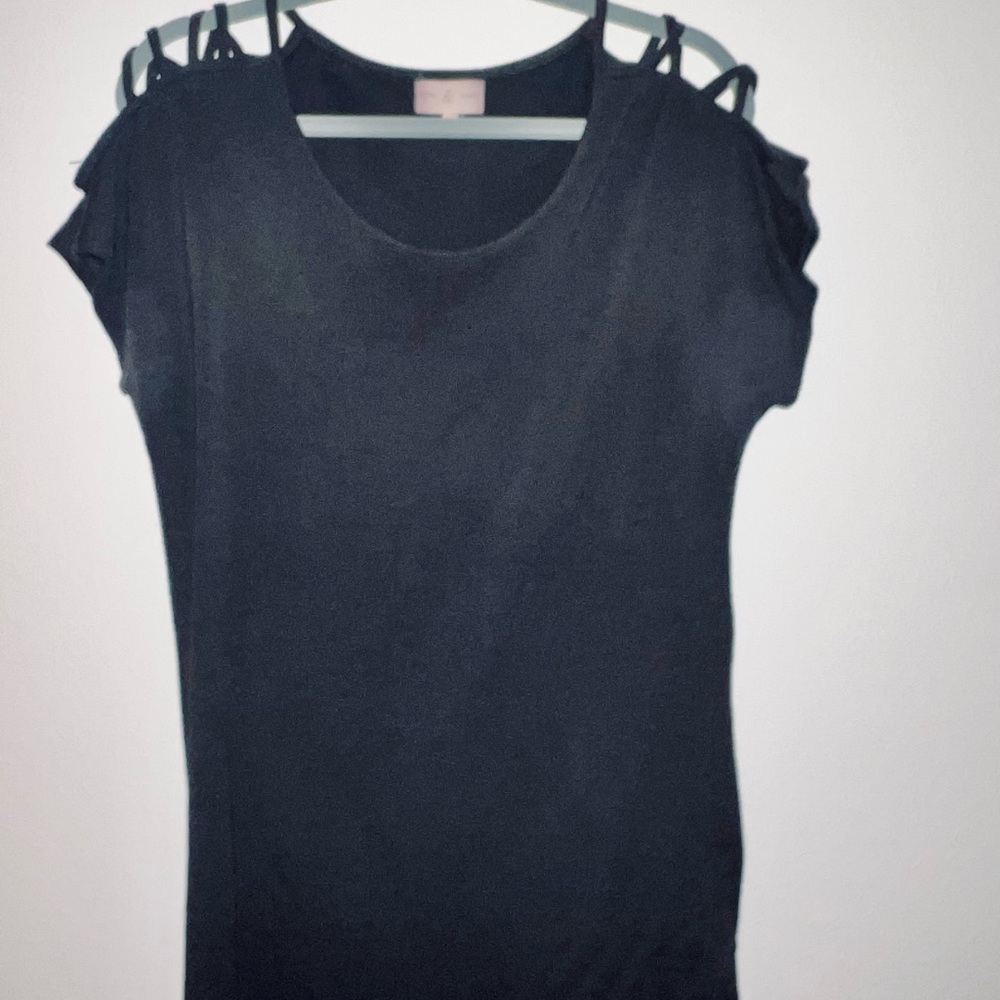 Dark grey T-shirt dress with cutout shoulders